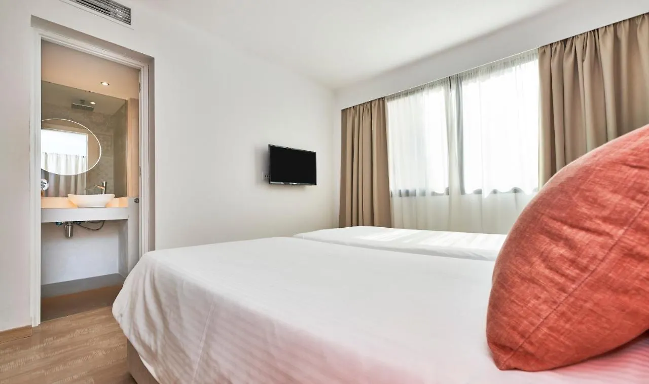 Apartamentos S'Olivera Canyamel